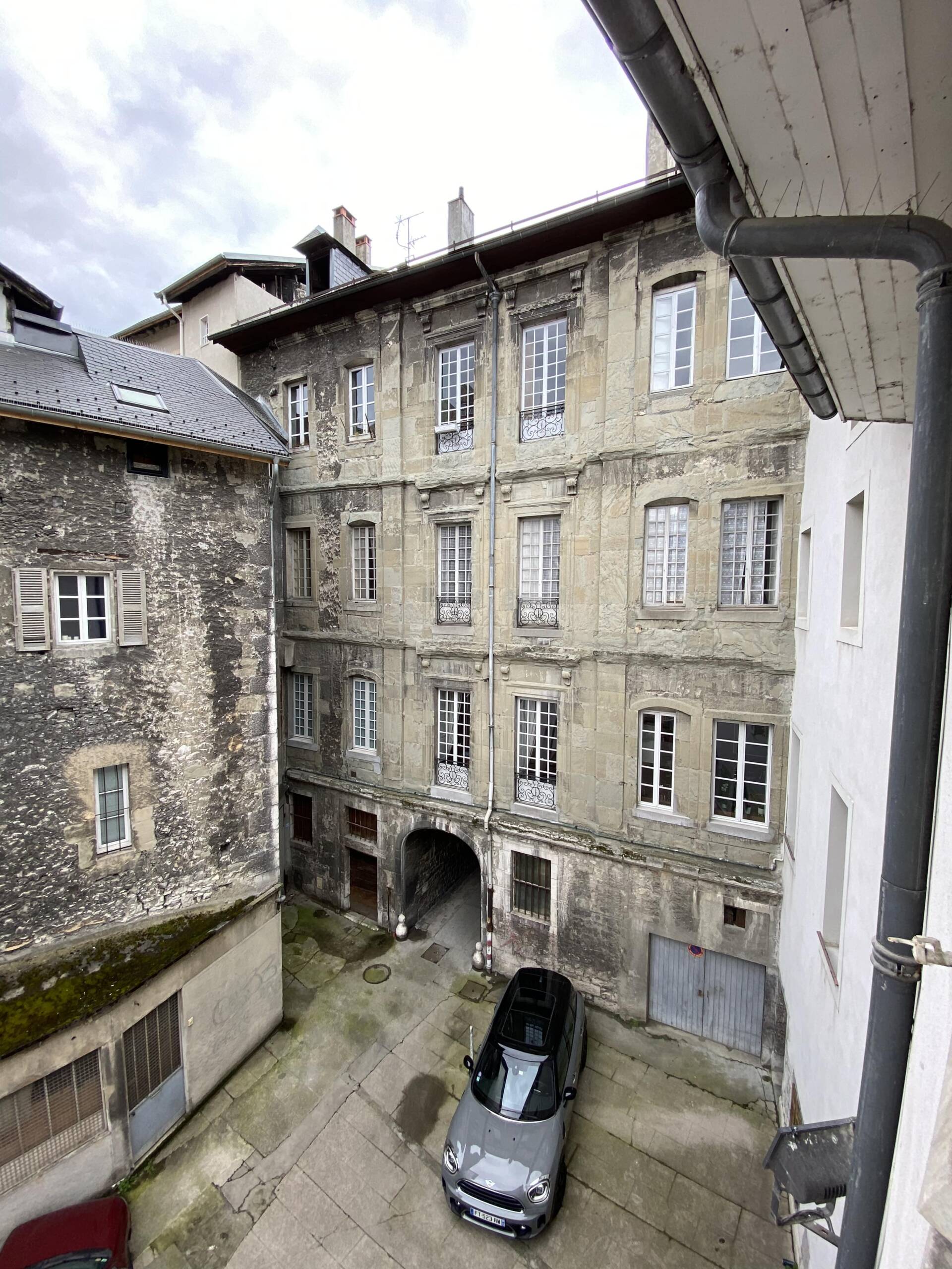 Rénovation et réhabilitation de logements en chambres d’hôtel